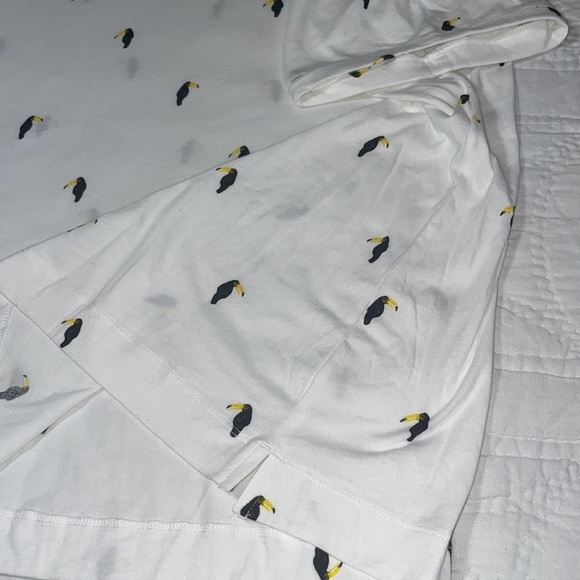 Loft Toucan Print XL white tunic style basic tee Tropical patterned layering top - Picture 4 of 9